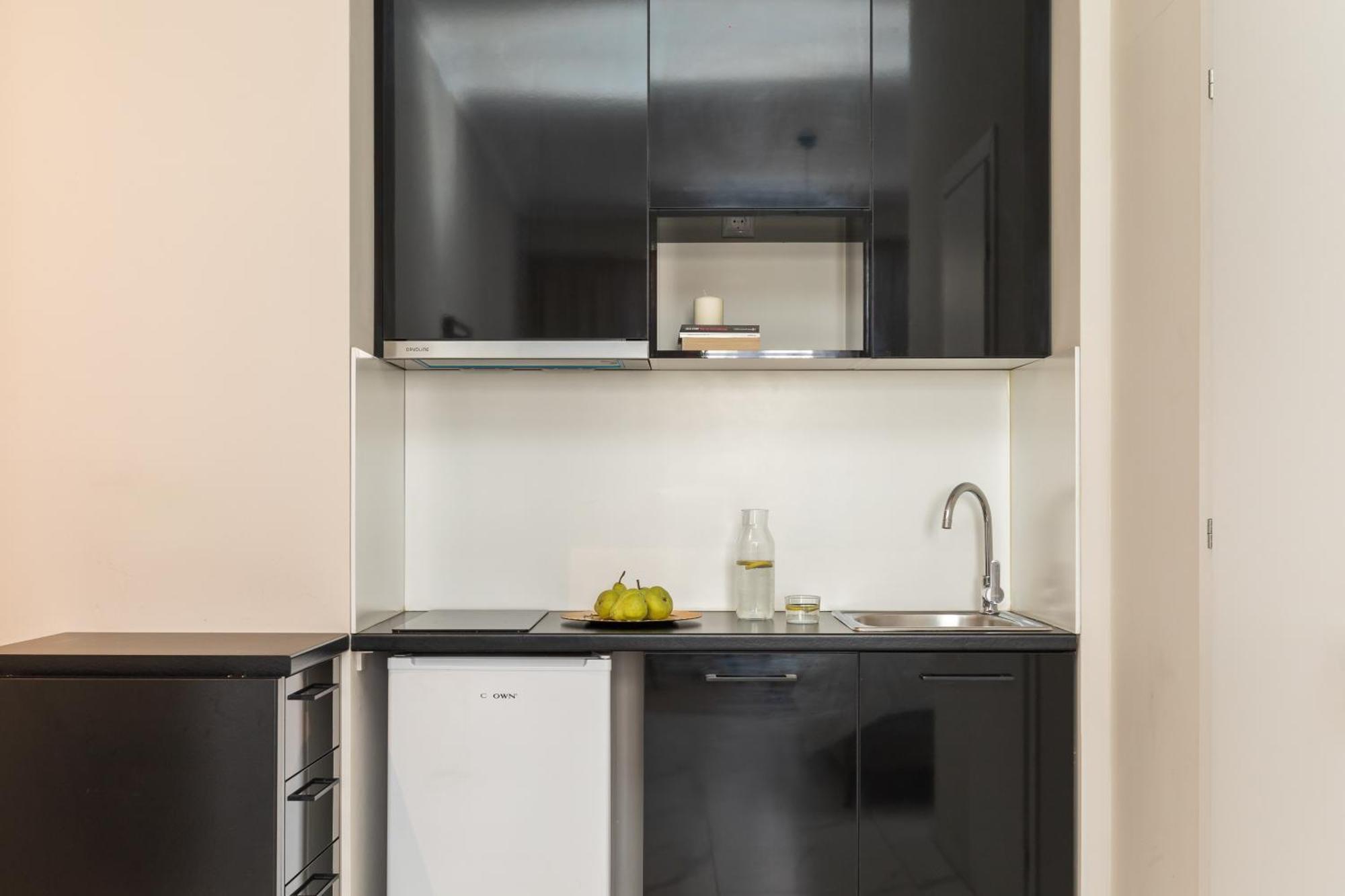 סלוניקי Black Onyx Comfort Suites - Timeless Design In A Heritage Building מראה חיצוני תמונה