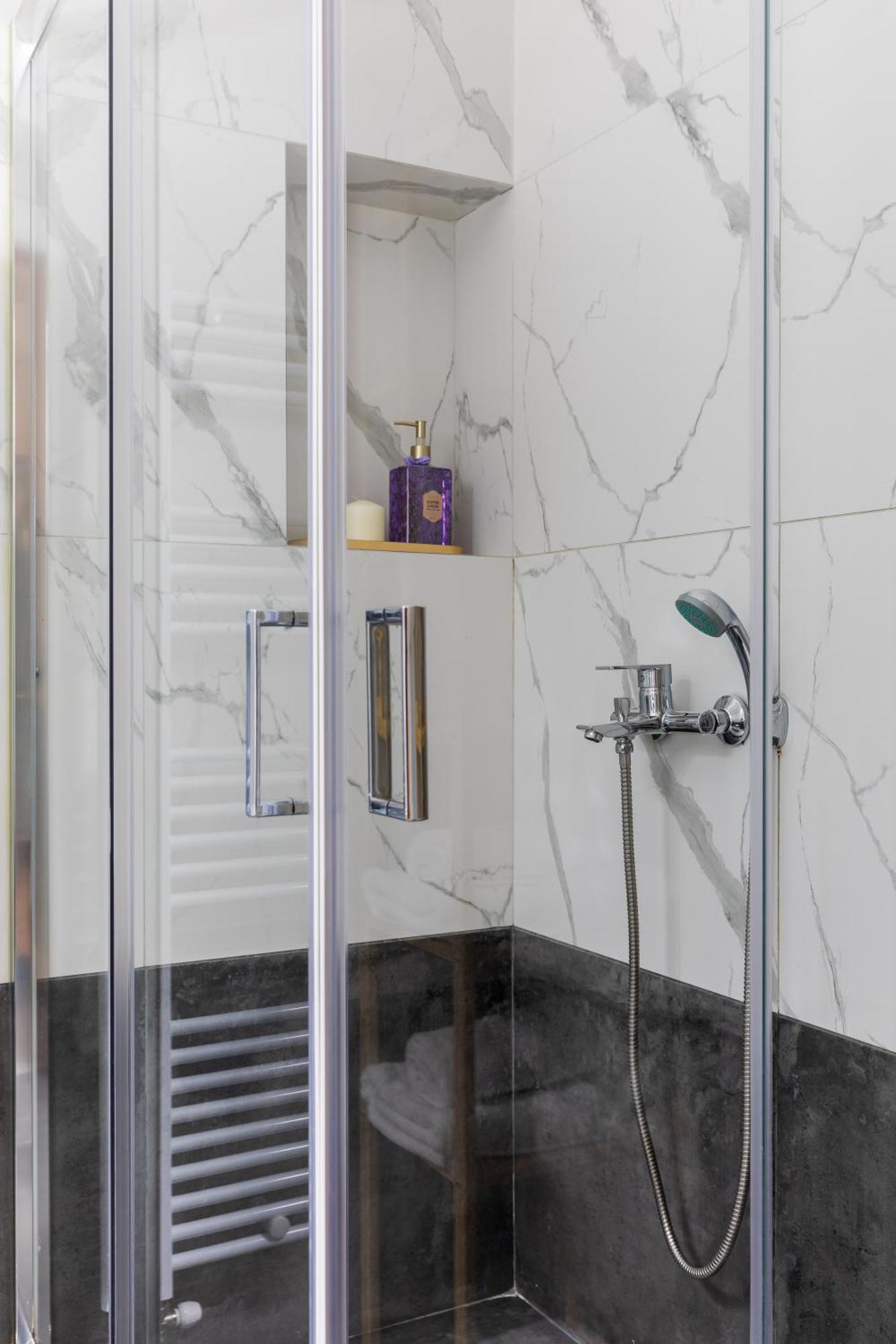 סלוניקי Black Onyx Comfort Suites - Timeless Design In A Heritage Building מראה חיצוני תמונה